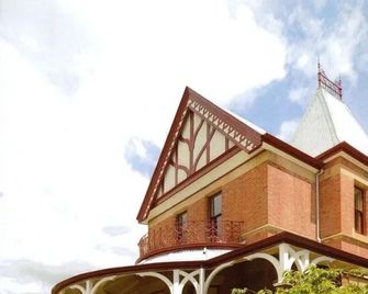Old Bishop's Quarters - Hobart - Building