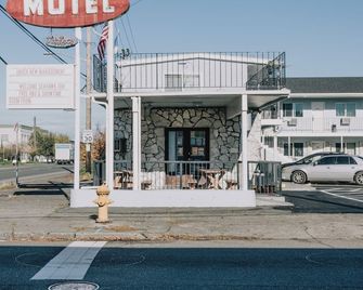 La Hacienda Motel - Seattle