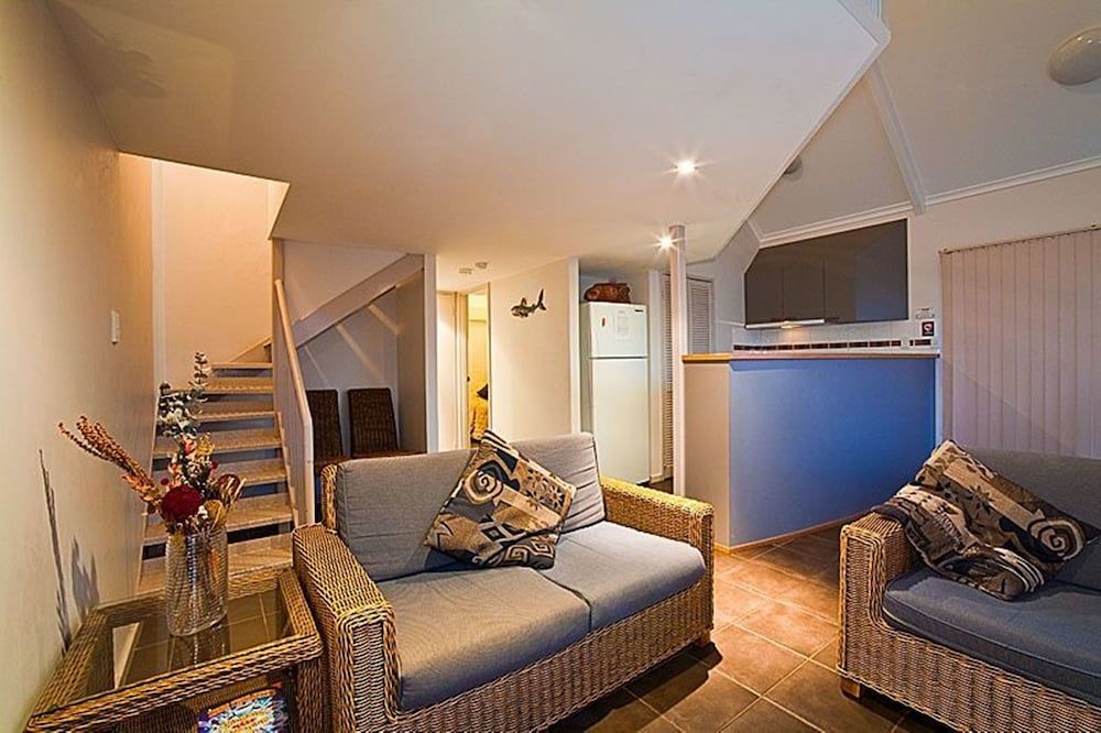 Potshot Hotel Resort