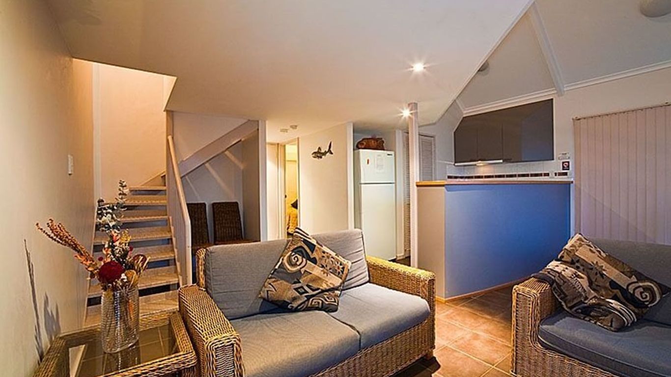 Potshot Hotel Resort