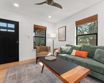 Ab Astris - Starry Night Cottage 1 - Stonewall - Sala de estar