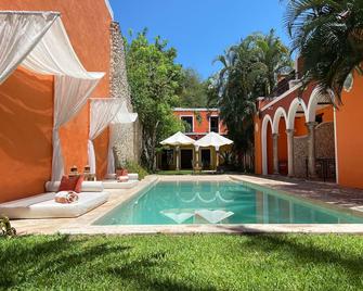 Art 64 Hotel Boutique - Adults Only - Mérida - Piscina
