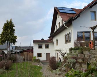 Ferienwohnung Jung im Johannisborn - Saarburg - Gebäude