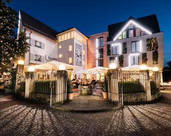 Hotel-Restaurant Schwanen - Metzingen - Bâtiment