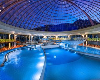 Hotel Thermana Park Lasko - Laško - Pool
