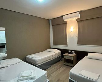 Hotel Graal Inn Uberaba - Убераба - Спальня