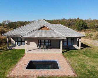 Nkonyeni Lodge & Golf Estate - Manzini - Gebäude