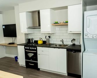 Your home away from home - Edmundston - Kitchen
