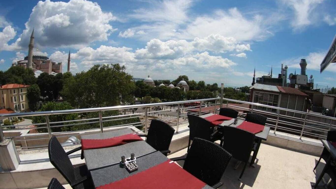 آريس هوتل سلطان أحمد