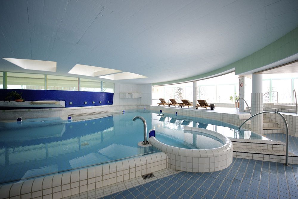 signinahotel - Laax - Basen