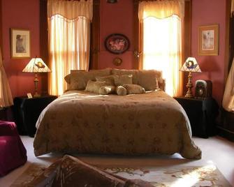Riverview Mansion Hotel - Golconda - Bedroom