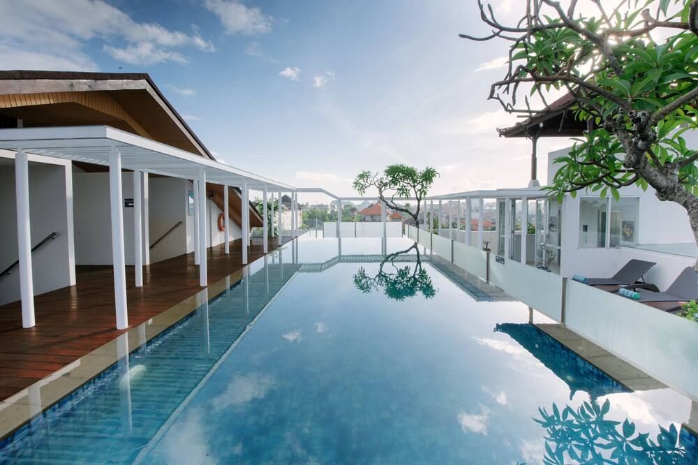 Kuta Beach Hotel - Kuta - Pool