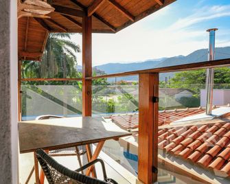 Velinn Hotel Porto do Eixo - Ubatuba - Balcón