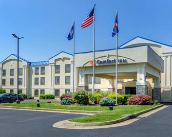 Comfort Inn - Waynesboro - Rakennus