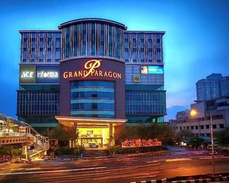 Grand Paragon Hotel - Jakarta - Building