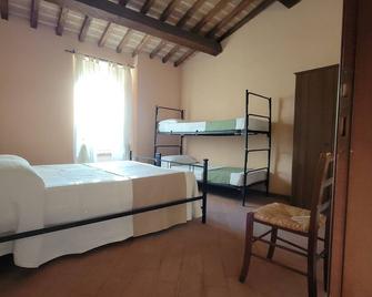 Locanda Francescana - Valfabbrica - Bedroom