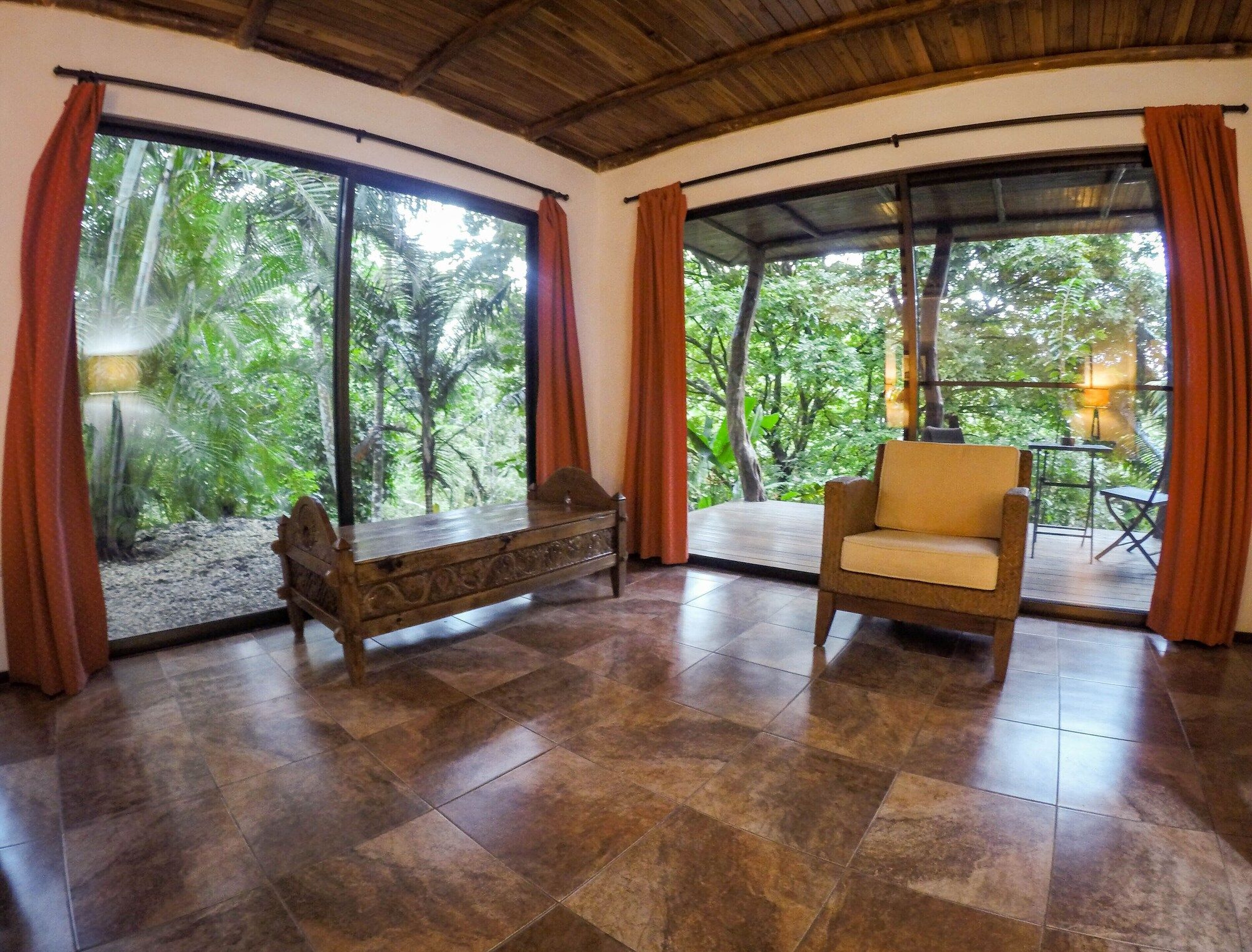 Lodge Margouillat - Tambor