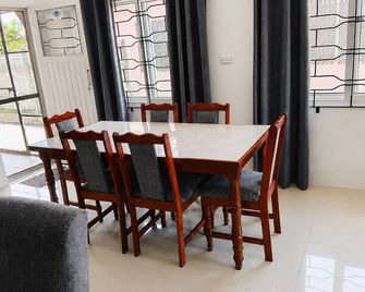 The Beloved Corner-Near Airport and Nausori Town - Nausori - Sala pranzo
