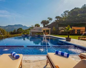 La Quinta by Wyndham Poza Rica - Poza Rica de Hidalgo - Pool