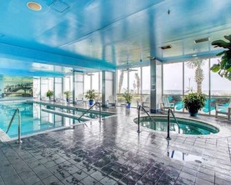 Boardwalk Villas Resort Oceanview condo with Oceanfront Balcony - Virginia Beach - Piscina
