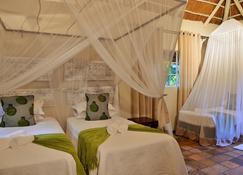 Bayete Guest Lodge - Victoria Falls - Bedroom