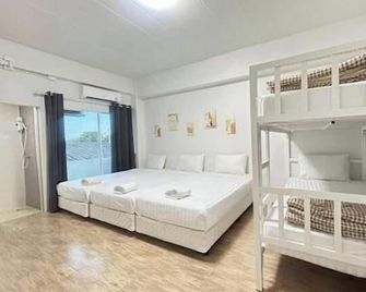 Comfy Hotels Suvarnabhumi Airport - Mueang Samut Prakan