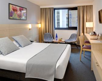Hotel Padoue - Lourdes - Bedroom