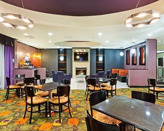 Holiday Inn Express & Suites Clemson - Univ Area By IHG - Clemson - Restaurace