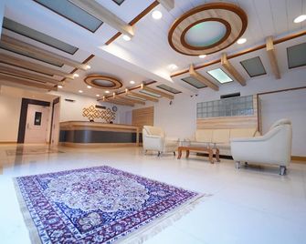 Hotel Palmyra Grand Inn - Tirunelveli - Lobby