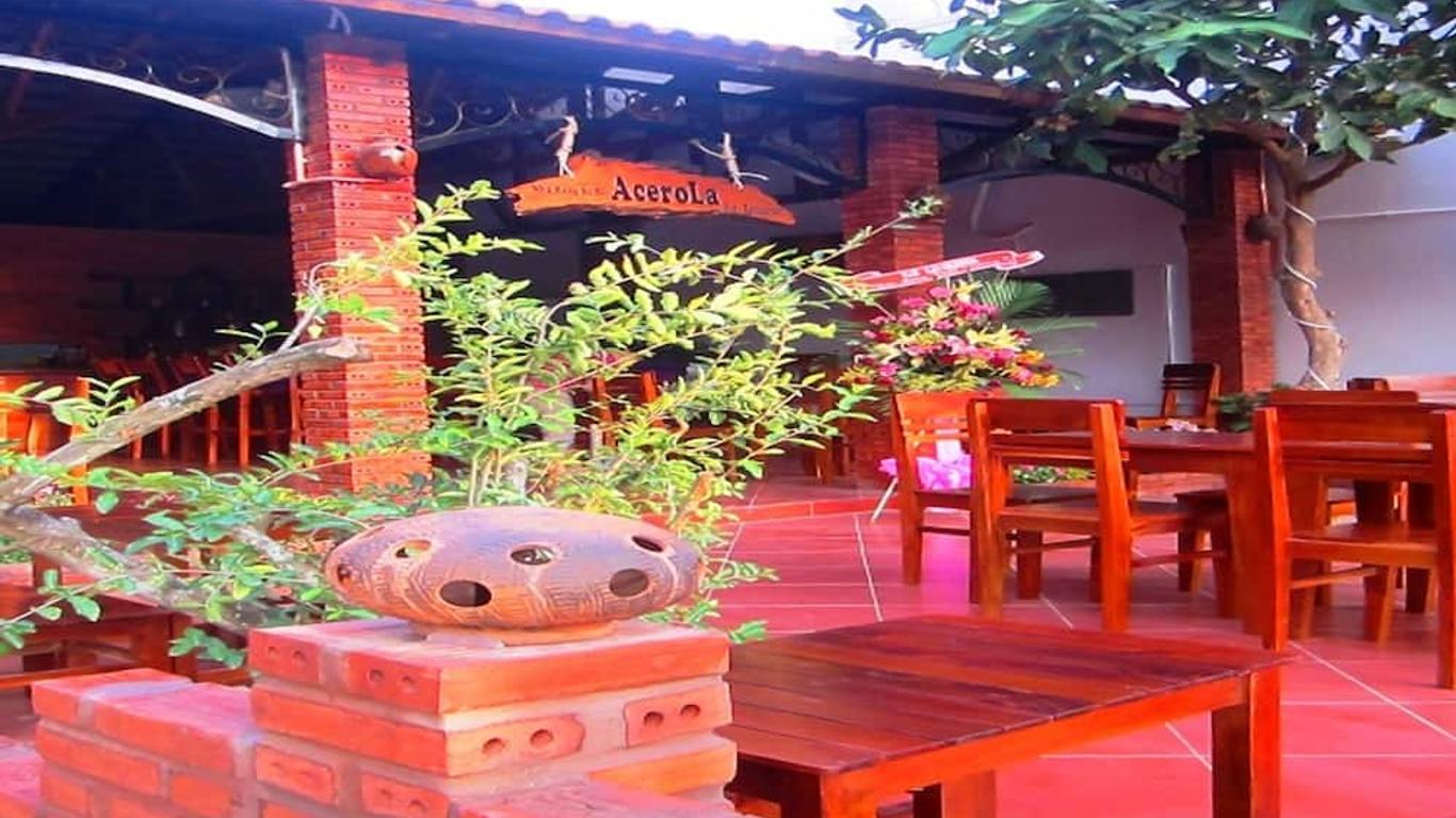 جيا ثانه جيست هاوس