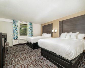 Bear Creek Inn - Gatlinburg - Bedroom