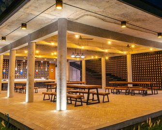 The Bloc @ Sea - Thap Sakae