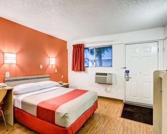 Motel 6 Denver West Wheat Ridge - North - Wheat Ridge - Bedroom