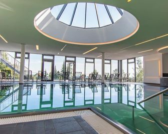 Wellnesshotel Hohenrodt - Lossburg - Zwembad