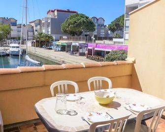 Apartment Les Méridiennes by Interhome - Gruissan - Balcon