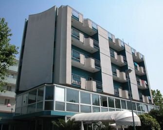Dasamo Hotel - Dada Hotels - Viserbella - Edificio