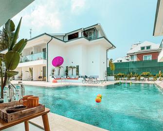 S-Cape Hotel Fethiye - Fethiye - Pool