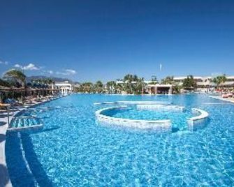 Blue Lagoon Resort - Thị trấn Kos Town - Bể bơi