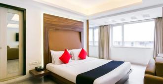 The Roa Hotel - Mumbai - Bedroom