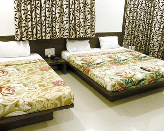 Hotel Shradha Saburi Palace - Shirdi