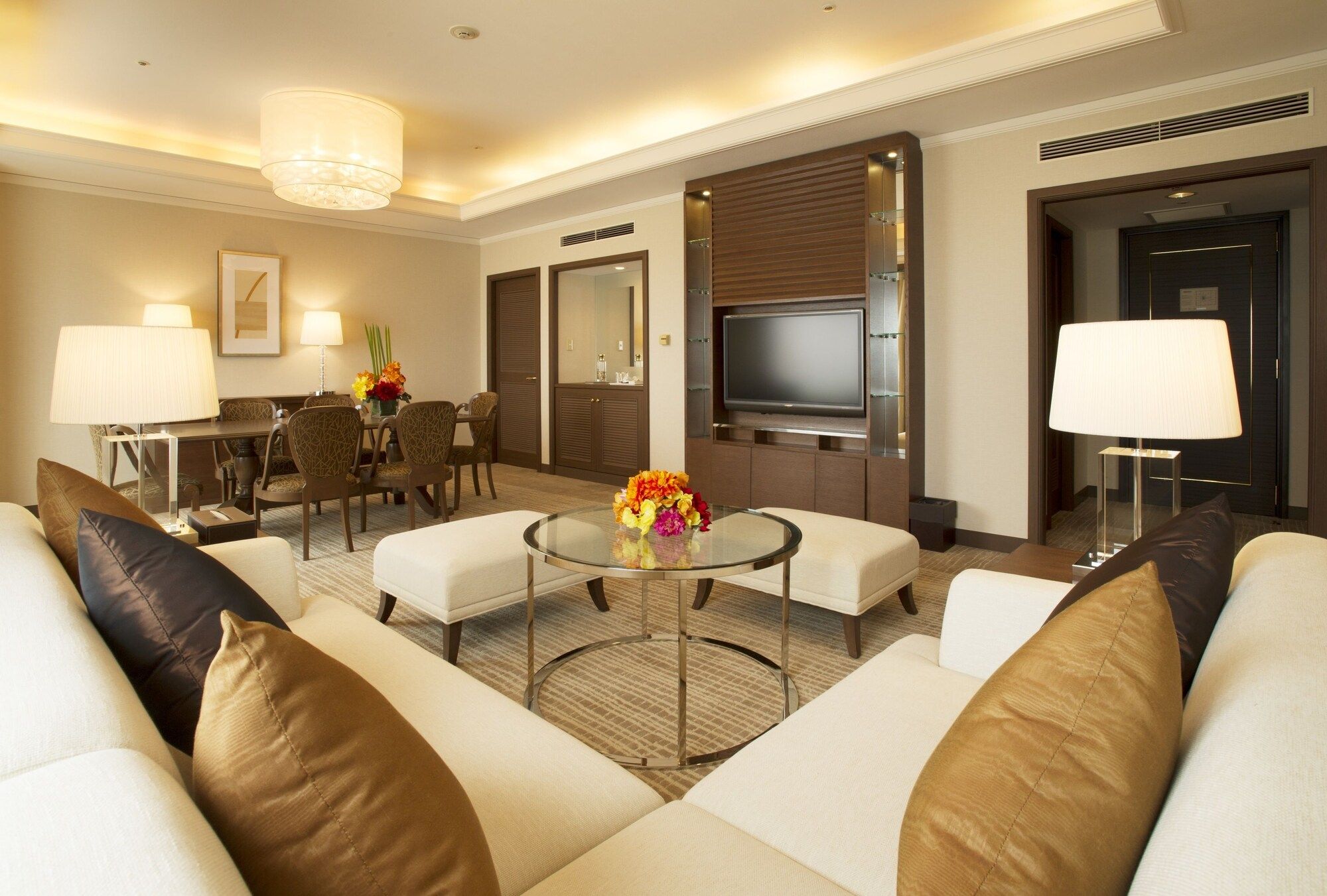 Jr Hotel Clement Tokushima - טוקושימה - סלון