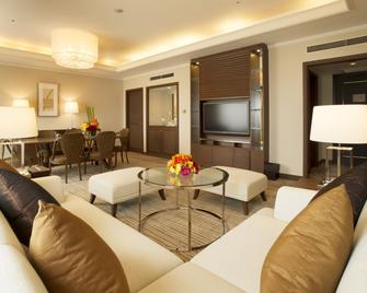 فندق جيه آر كليمنت توكوشيما - توكوشيما - غرفة معيشة