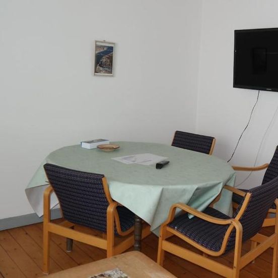 Ground floor apartment 90 m2 from 1 to 5 people – Hjørring