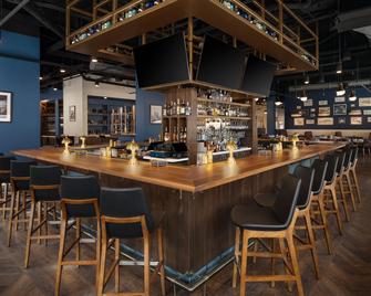 Hotel Indigo West Chester - Downtown By IHG - West Chester - Bar