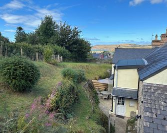 Delfryn, Newport - Newport - Outdoor view