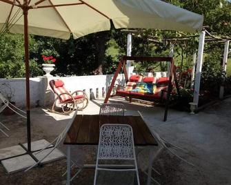 B&B La Vigna - Montesano sulla Marcellana - Patio