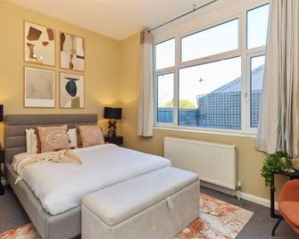 The Crystal Palace Crib - Lovely 1bdr Flat - Crystal Palace - Bedroom