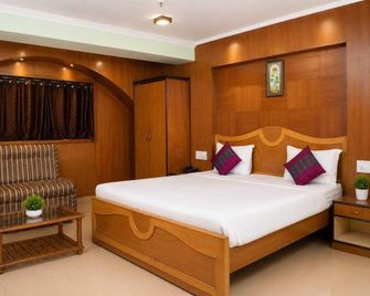Hotel Sunbeam - Gwalior - Bedroom