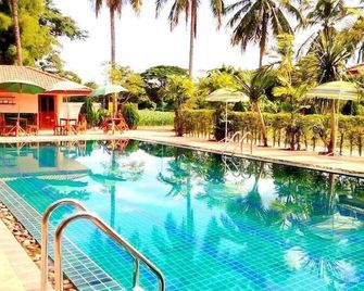 Siam Tara Resort Chiangkhong - Chiang Khong - Pool