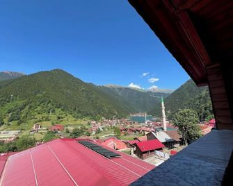 Uzungöl Dilek Pansiyon - Uzungöl - Schlafzimmer